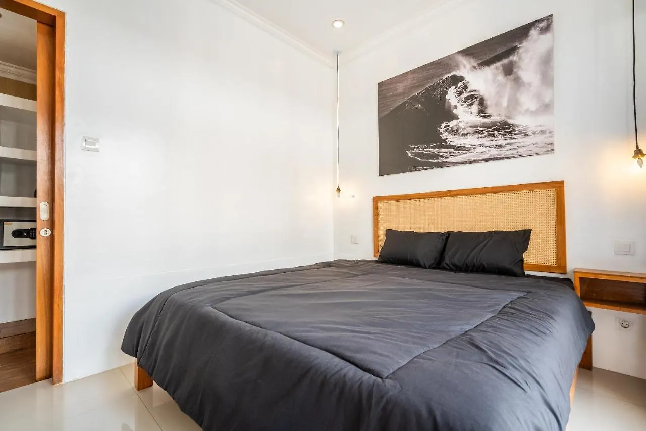 Lumturi House - Centrally Located Guest house Seminyak (Bali)