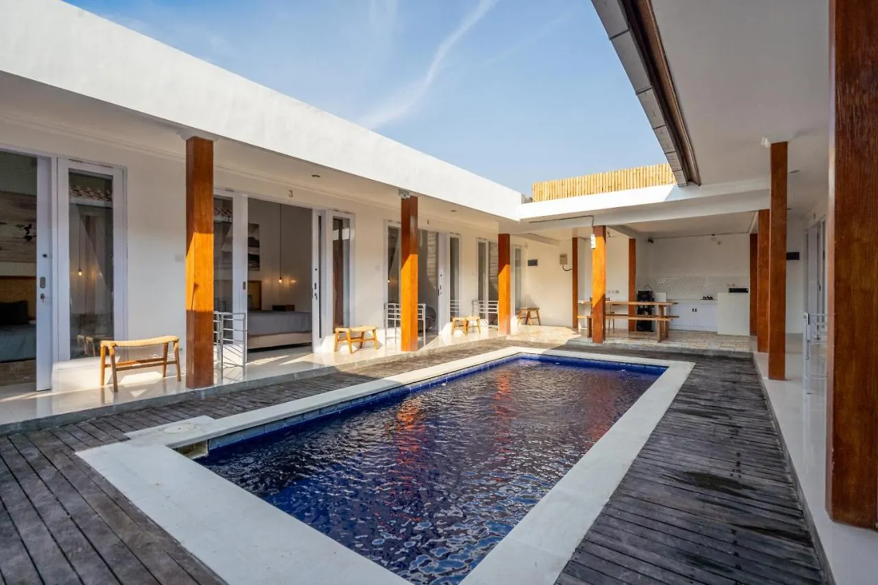 Lumturi House - Centrally Located Seminyak 0*,  Endonezya